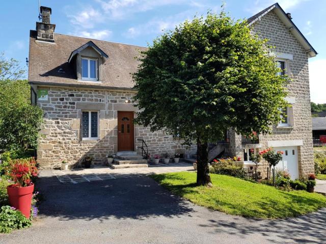 Gîte de France Chas lo fustier 3 épis - Gîte de France 4 personnes MAE-9214