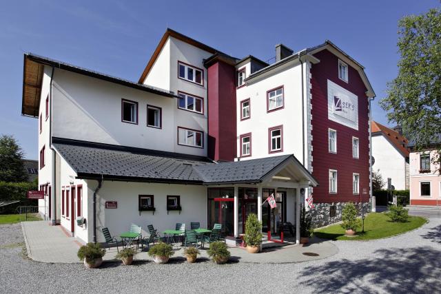 Familie Zuser Hotel Garni