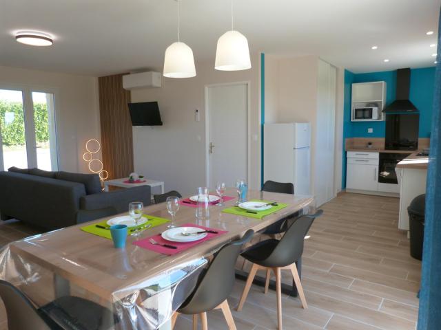 Superbe Maison individuelle 3ch, 6 pers, jardin, au calme, proche du Lac, 2 Parking, spatieuse et Confortable !