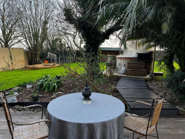 Studio aux portes de Saint-Malo et Jacuzzi