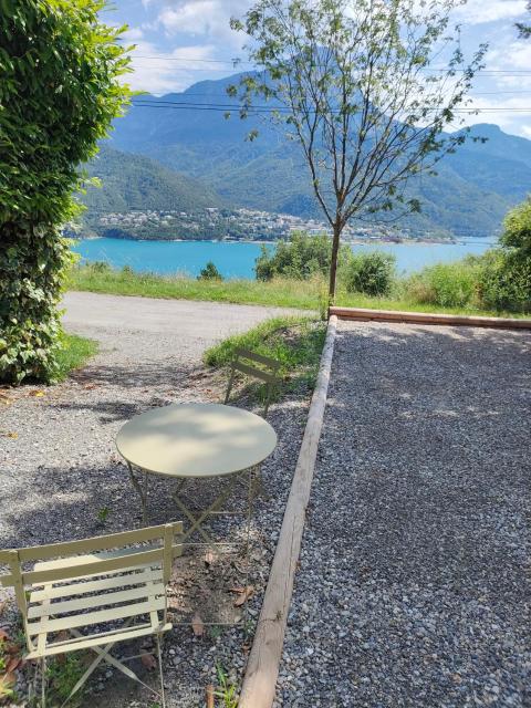 Le Duplex du Plongeoir - spacieux T3 de 65m2 avec vue sur le lac de Serre Ponçon