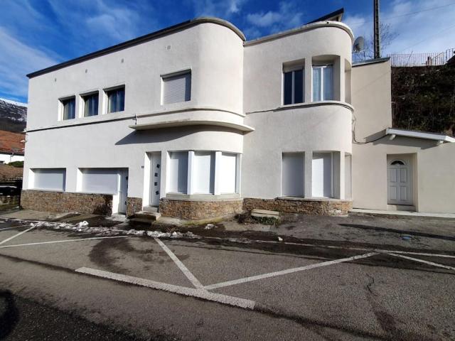 Ax-les-Thermes Location appartement T2 38m2