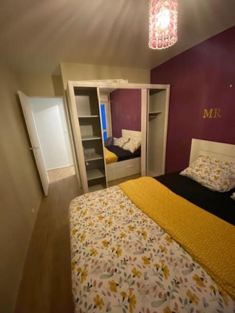 T2 entier Chambre+Salon+Cuisine