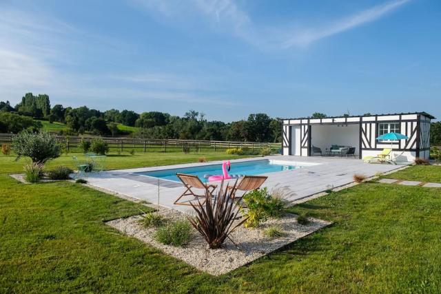 Maison de campagne avec piscine, jardin