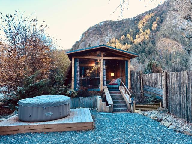 Petit chalet à bourg d oisans