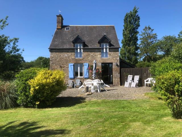 Jasmin Cottage with seasonal Swimming Pool