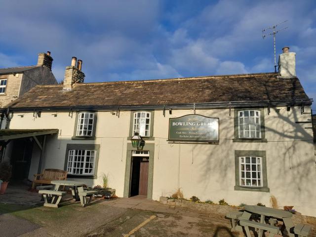 Ye Olde Bowling Green Inn