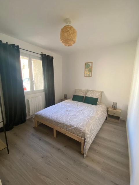 Appartement proche CNPE et PIPA