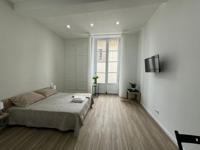 Appartement -B -T1, centre-ville-Le Marcadieu