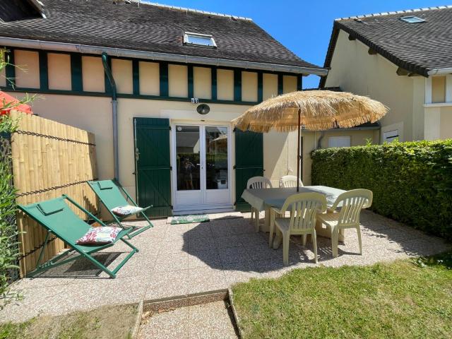 L'ALOUETTE maison 4/5pers PISCINE/MER Cabourg à pied