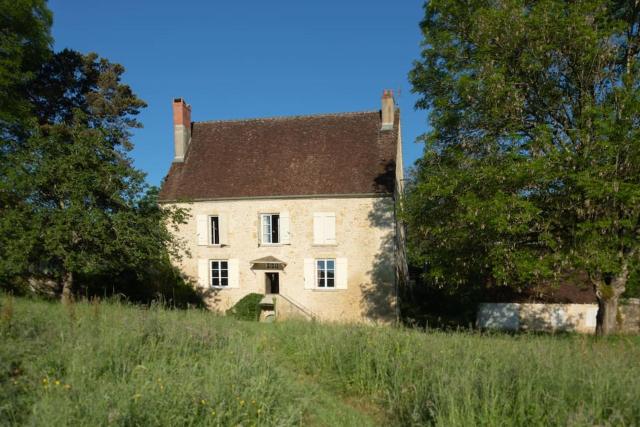 Maison de la source en Bourgogne