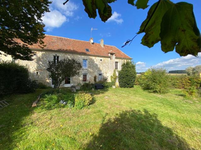 Ancienne ferme percheronne du 18ème siècle