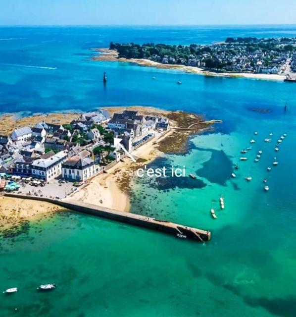 Maison sur le port de l'île Tudy