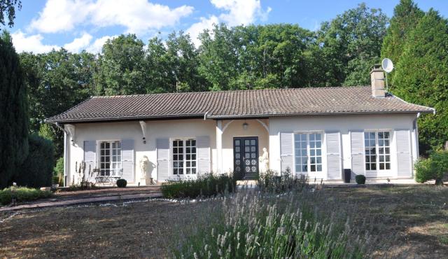 Bruyère et Charmes de Bourgogne - Cluny Taizé Maison plain pied