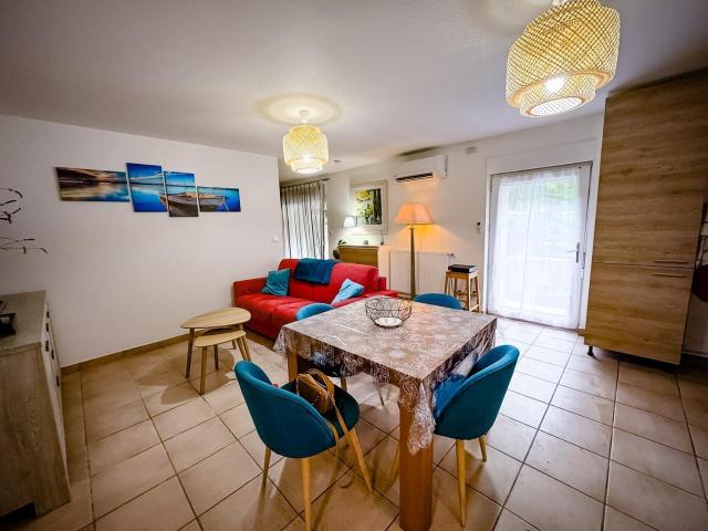 DREAM HOLIDAY 26 - Charmant 2 Pièces 4 Pers de 38m2 - Clim, Wifi, Parking - Sur RN7 - au cœur de Livron sur Drôme à 5Km l'Autouroute A7