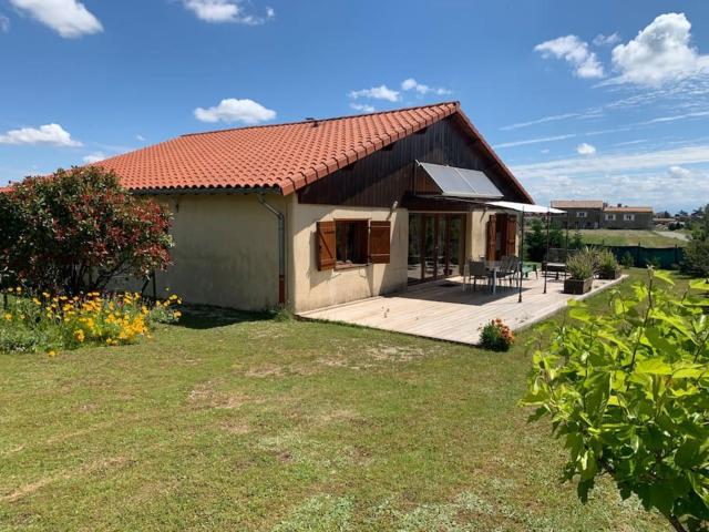 Gîte Convivial en Ardèche Verte