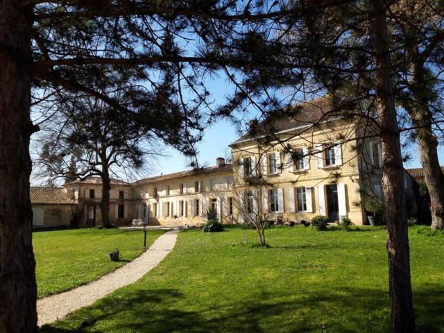 Demeure de charme proche Saint-Emilion - Piscine et Parc