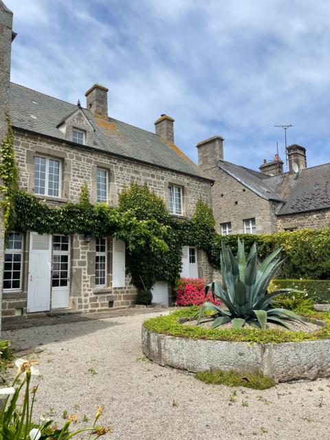 Le conquérant - chambres meublées - Barfleur