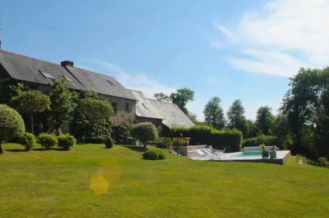 Magnifique domaine du Val Ory avec piscine