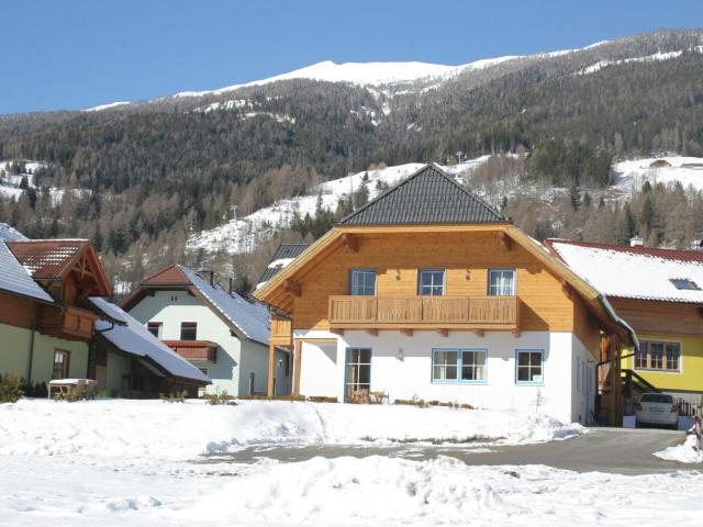 Apartment in Sankt Michael im Lungau near ski lift