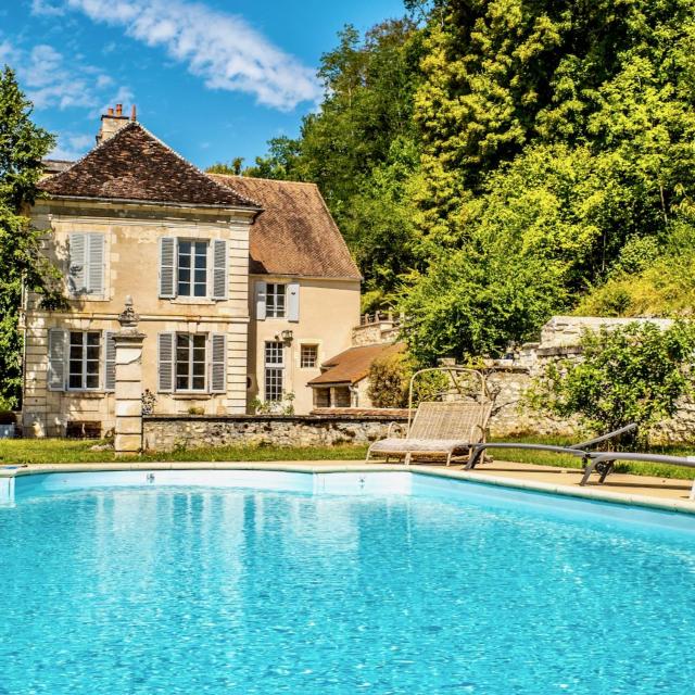 Gîte Château du Colombier - Piscine chauffée