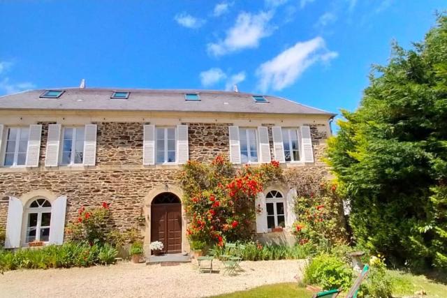 Pilea, Maison à la campagne avec grand jardin