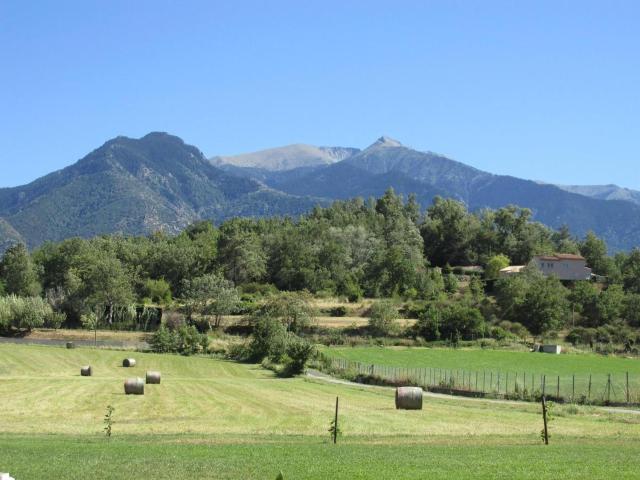 CA LA MIMI, avec vue sur le mont Canigó pour 8 personnes