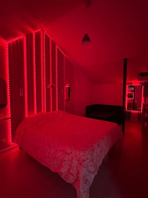 Love room jacuzzi proche centre ville