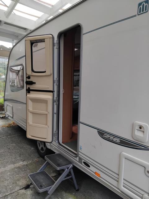 Self contained Caravan