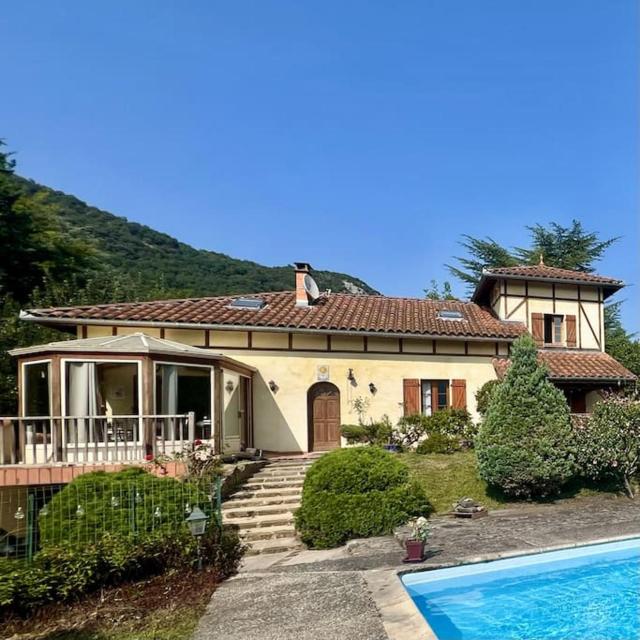 Villa avec piscine au coeur des Pyrénées