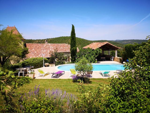 GITE Piscine CAHORS