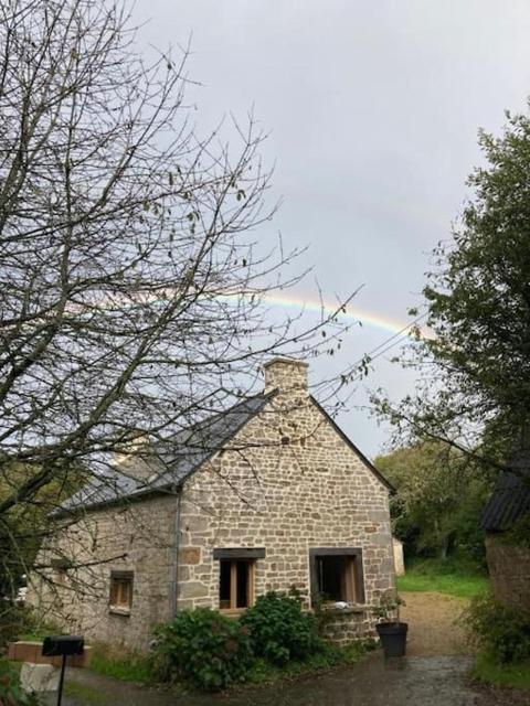 Maison dans la campagne bretonne