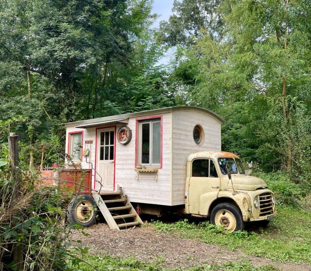 Camionnette Enchantée - Verzaubertes Wägelchen