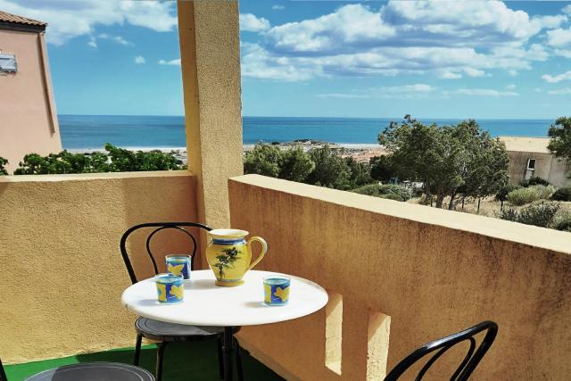 Appartement Saint Pierre la Mer 6 personnes, vue sur la mer, piscine, parking, tennis M330