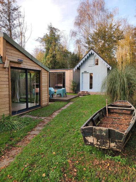 Cabane bleue des Hortillonnages