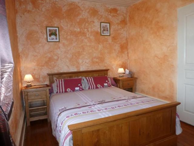 Chambre Confort & Charme avec Wifi, Cheminée, Village Vallée de l'Ognon - FR-1-583-258