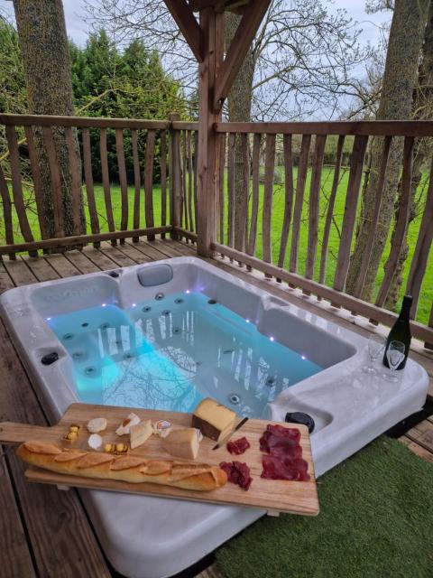 Cabane insolite 2 p Jacuzzi Domaine du Marais 91 Magnolia