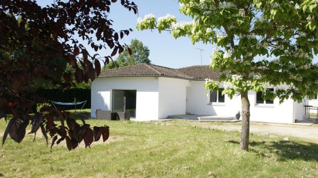 La Maison de St Martial, piscine, billard, ping pong, 3 terrasses et jardin