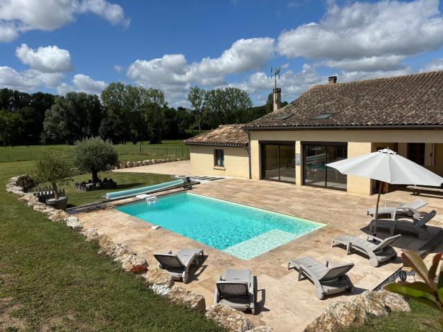 Maison de charme avec piscine magnifique