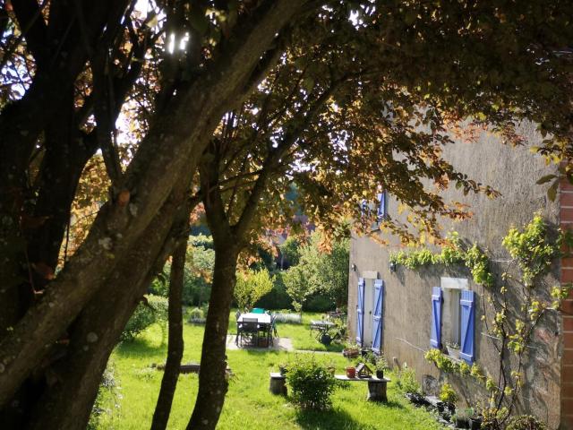 Gîte nature de groupe 12 personnes vers Vesoul Le nid qui danse à la campagne