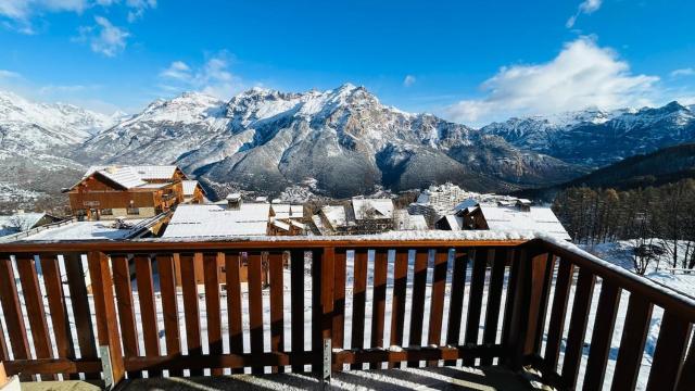 Charming Apartment with a View