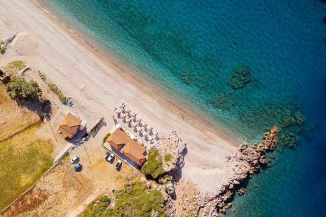 Svala SeaView beach house