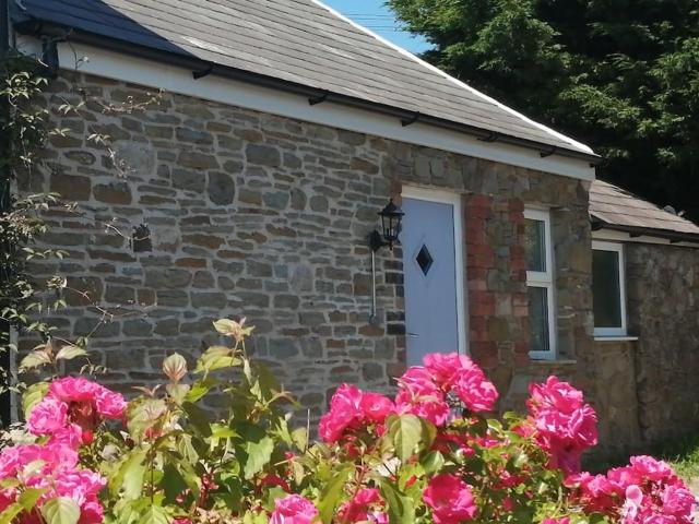 Converted rural stone cottage, Swansea