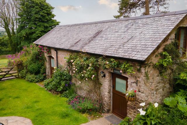 Rosehill Barn -a tranquil rural barn conversion