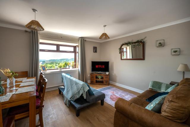 Charming 2-Bed Home in Neath