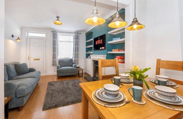 2 bed, pet friendly sleeps 6 in Norton