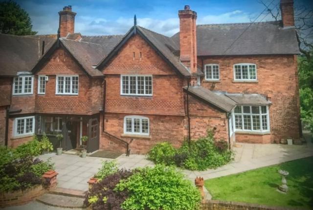 The Old Rectory - Valley View Room In Private Home