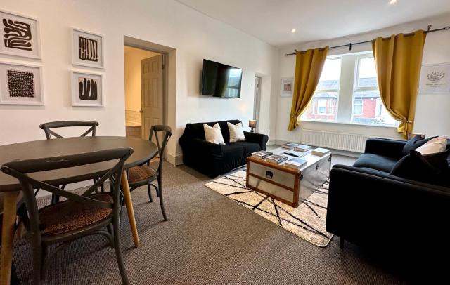 Stylish 3Bed apartment with FREE PARKING