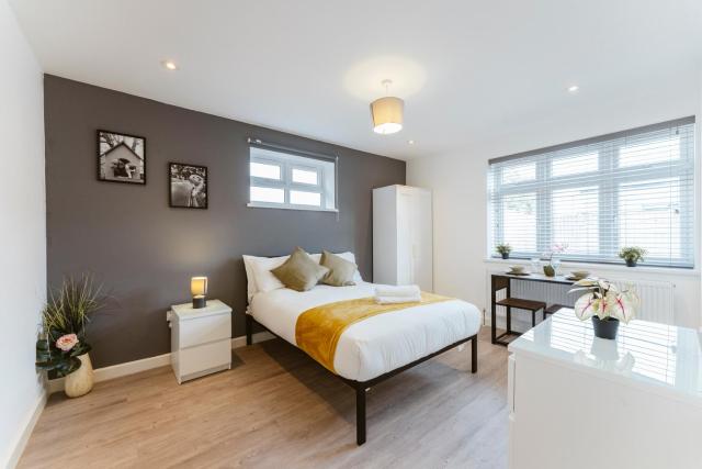 Perivale Studio Apartments