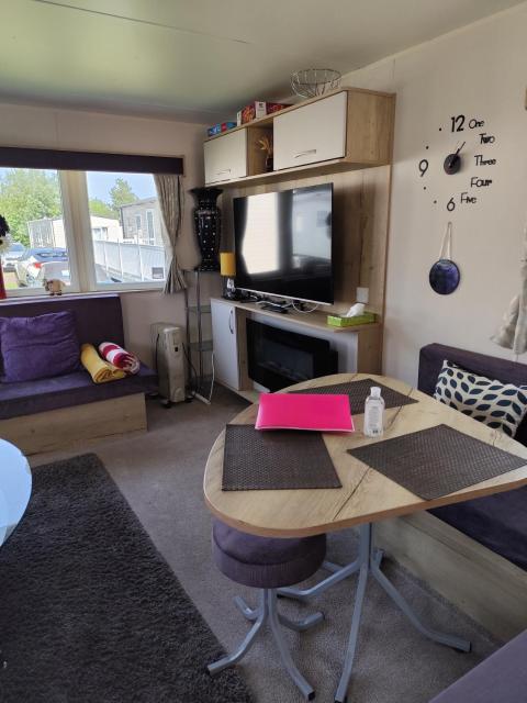 G & M Static Caravan Edinburgh